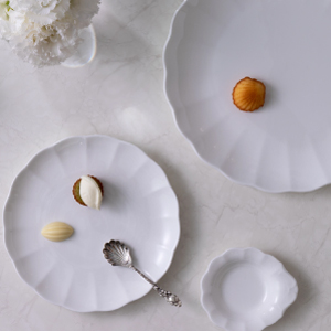 ノーブルホワイト