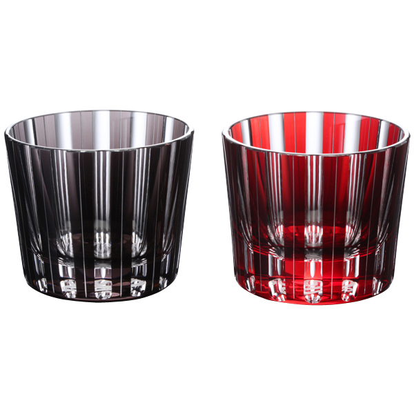 卯ペア(黒・赤)