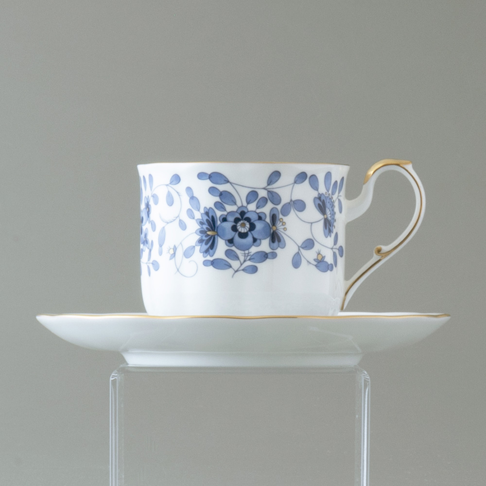 モーニングカップ&ソーサー