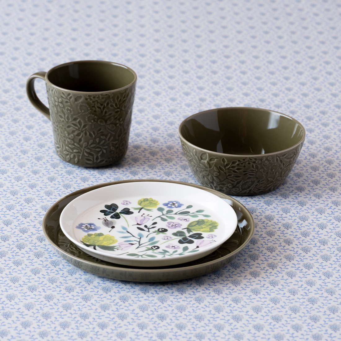 フォレストグリーン