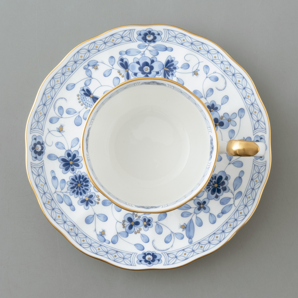 モーニングカップ&ソーサー