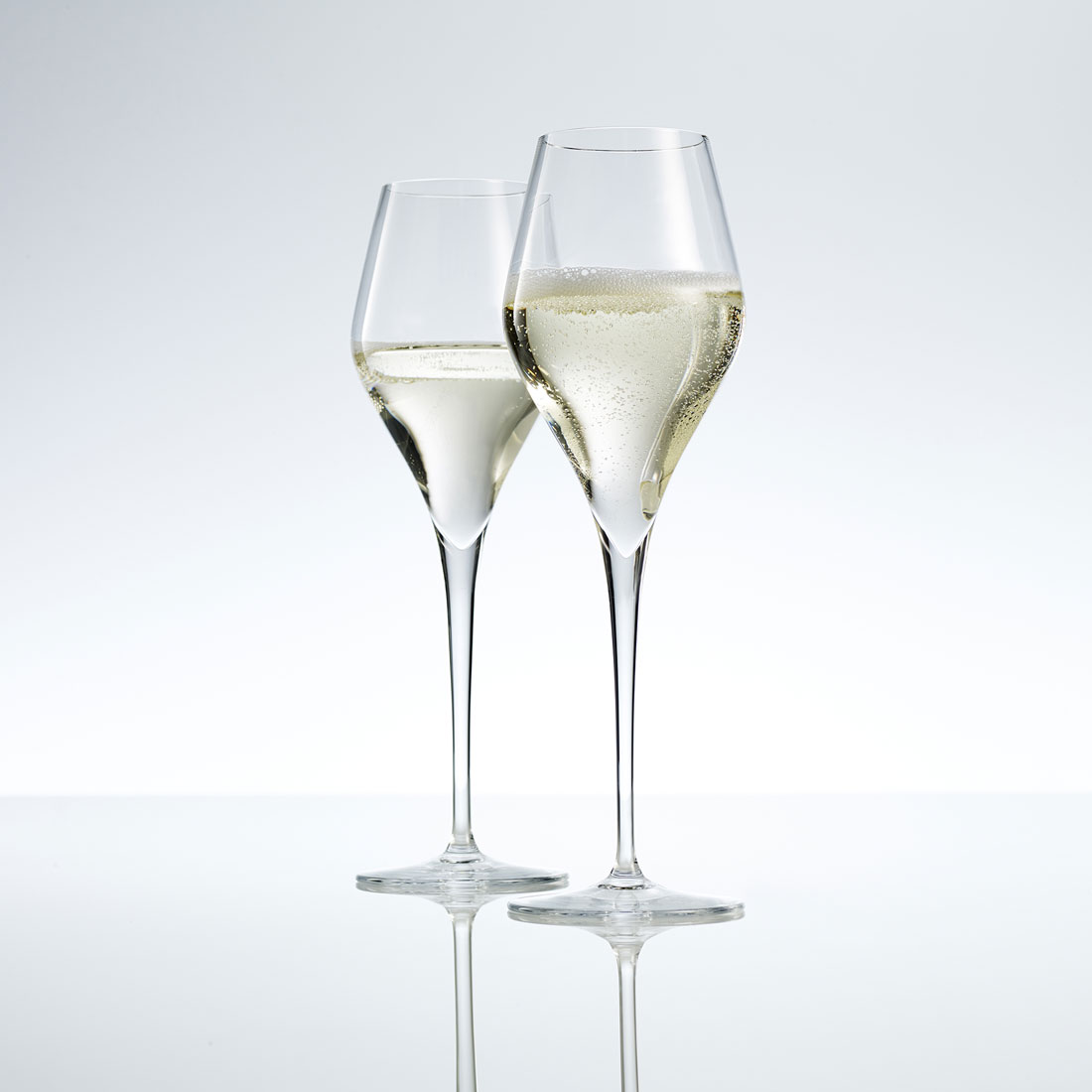 シャンパングラス