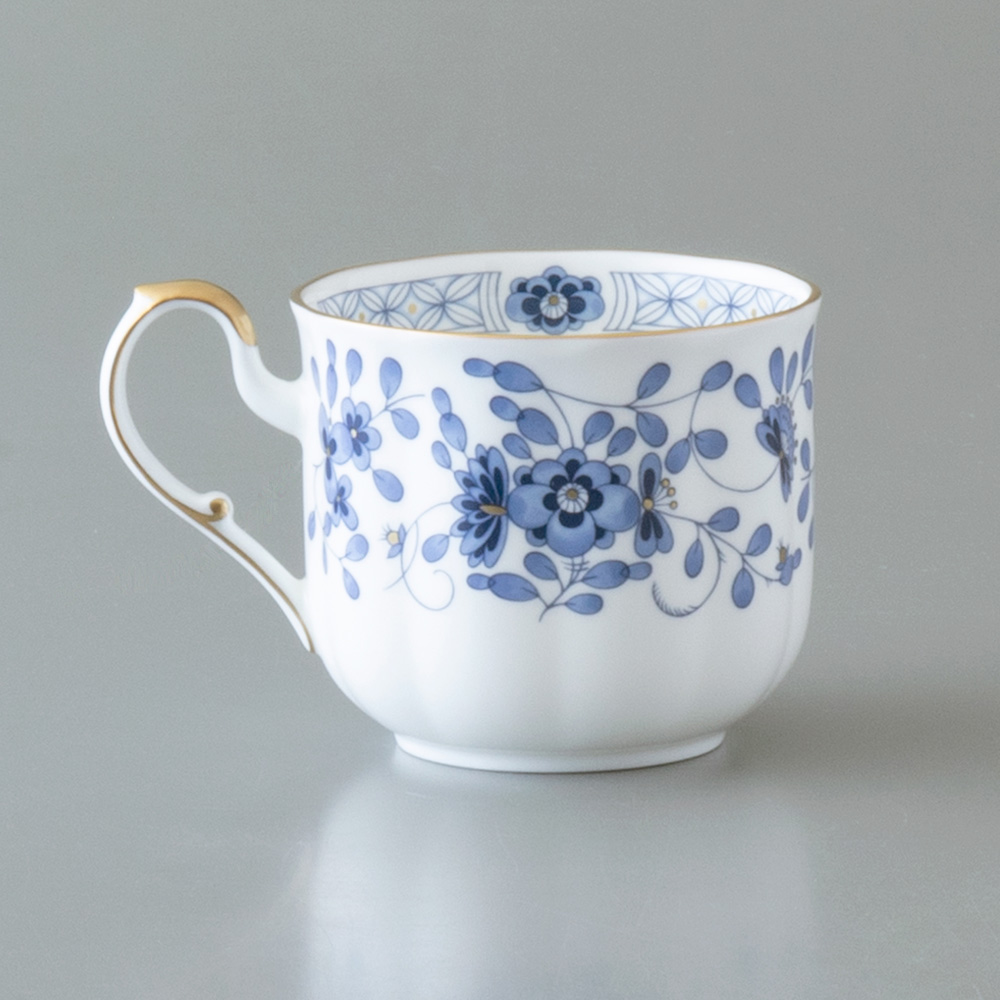 モーニングカップ&ソーサー