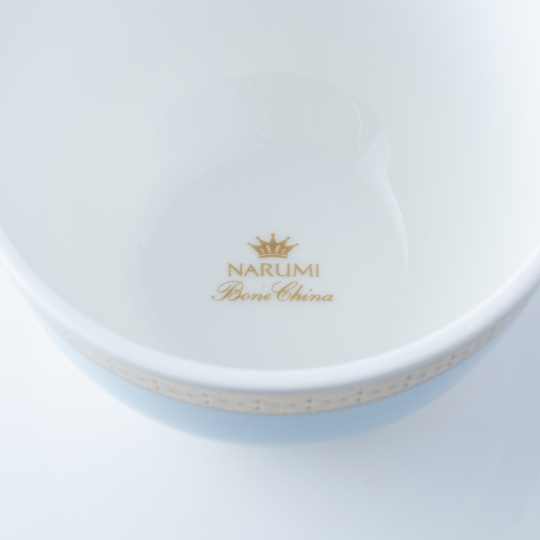 18cmフッテッドプレート