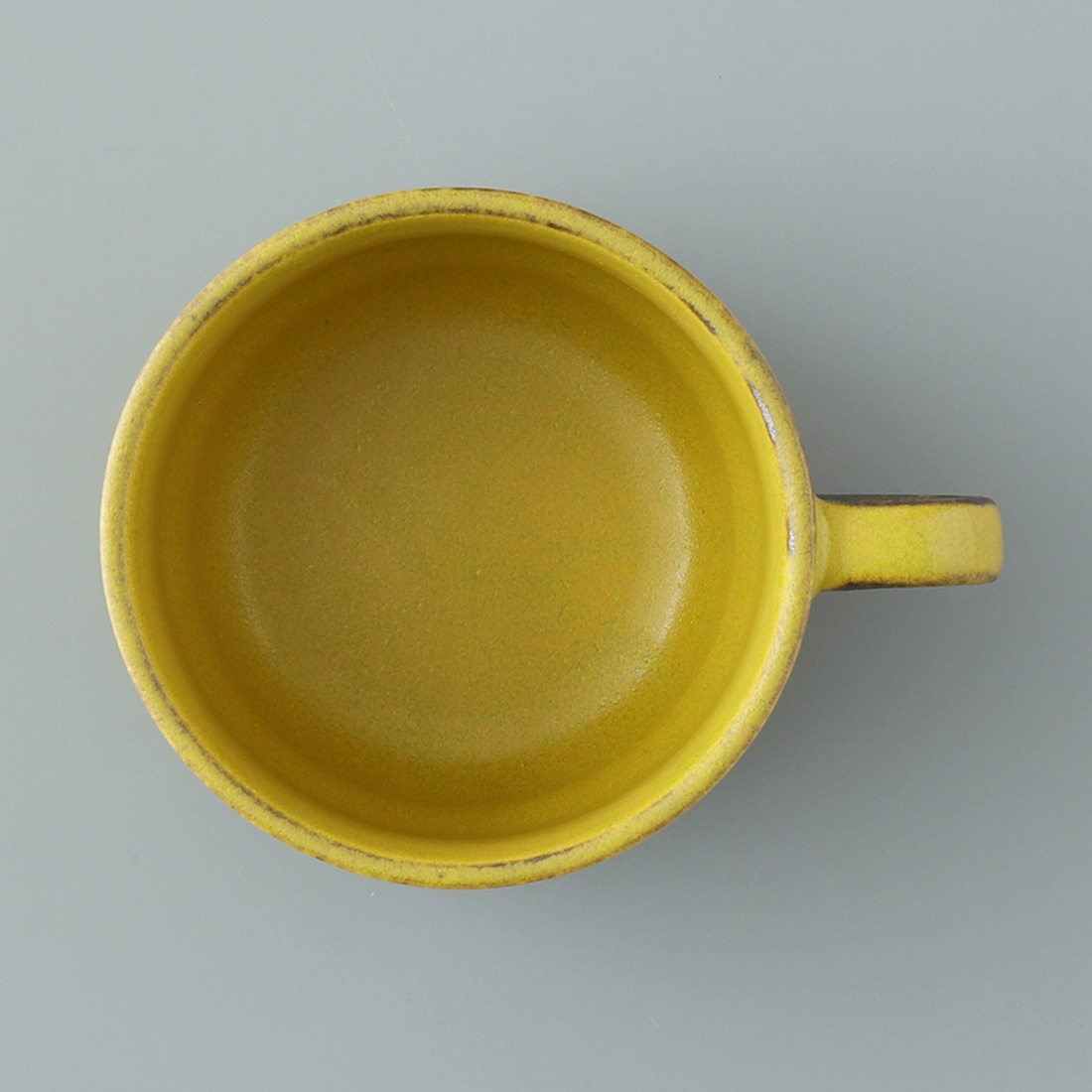 マスタードカップ