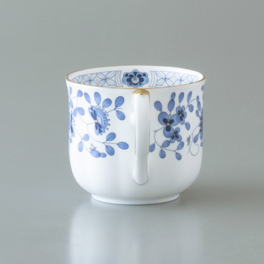 モーニングカップ&ソーサー