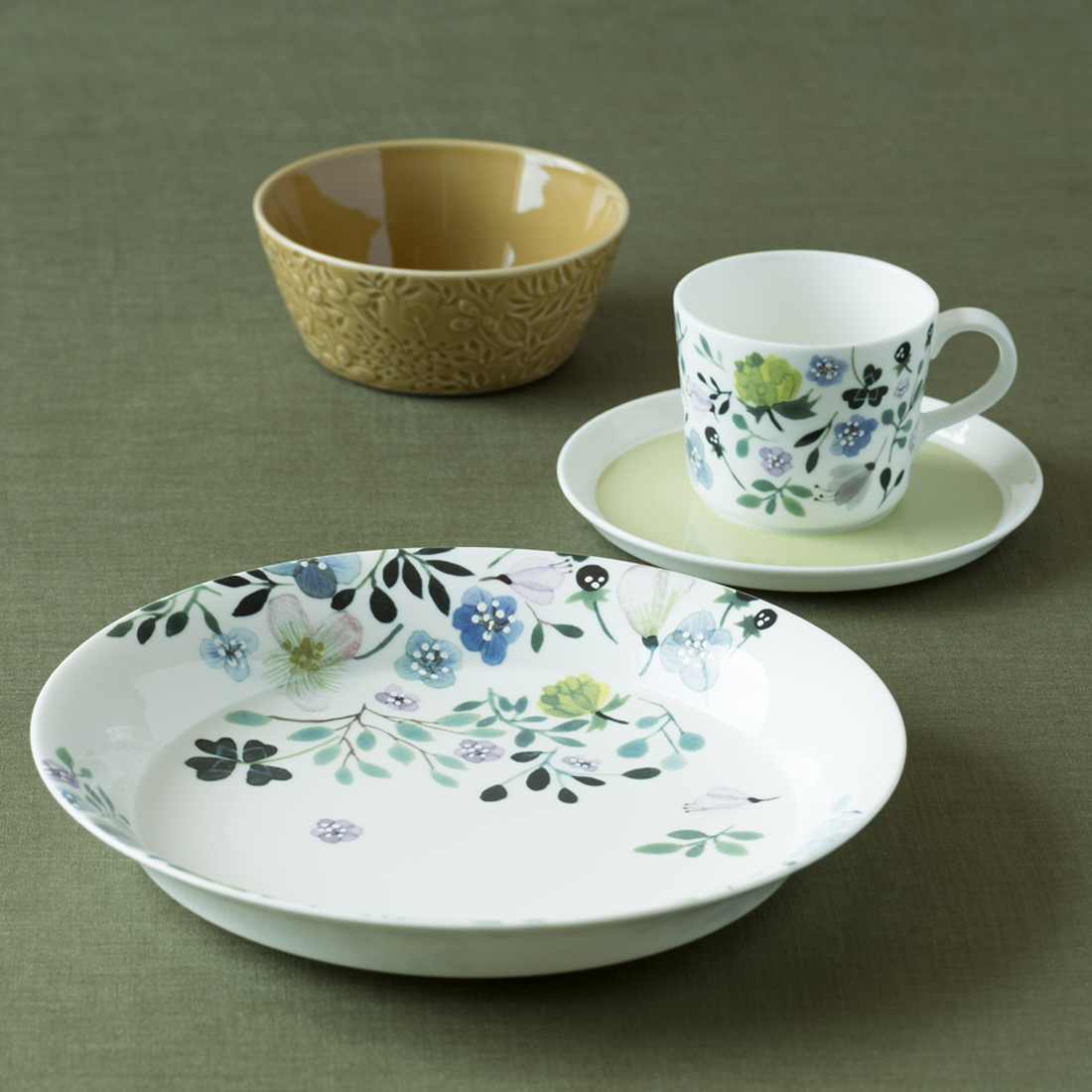 24cmパスタプレートクローバーガーデン