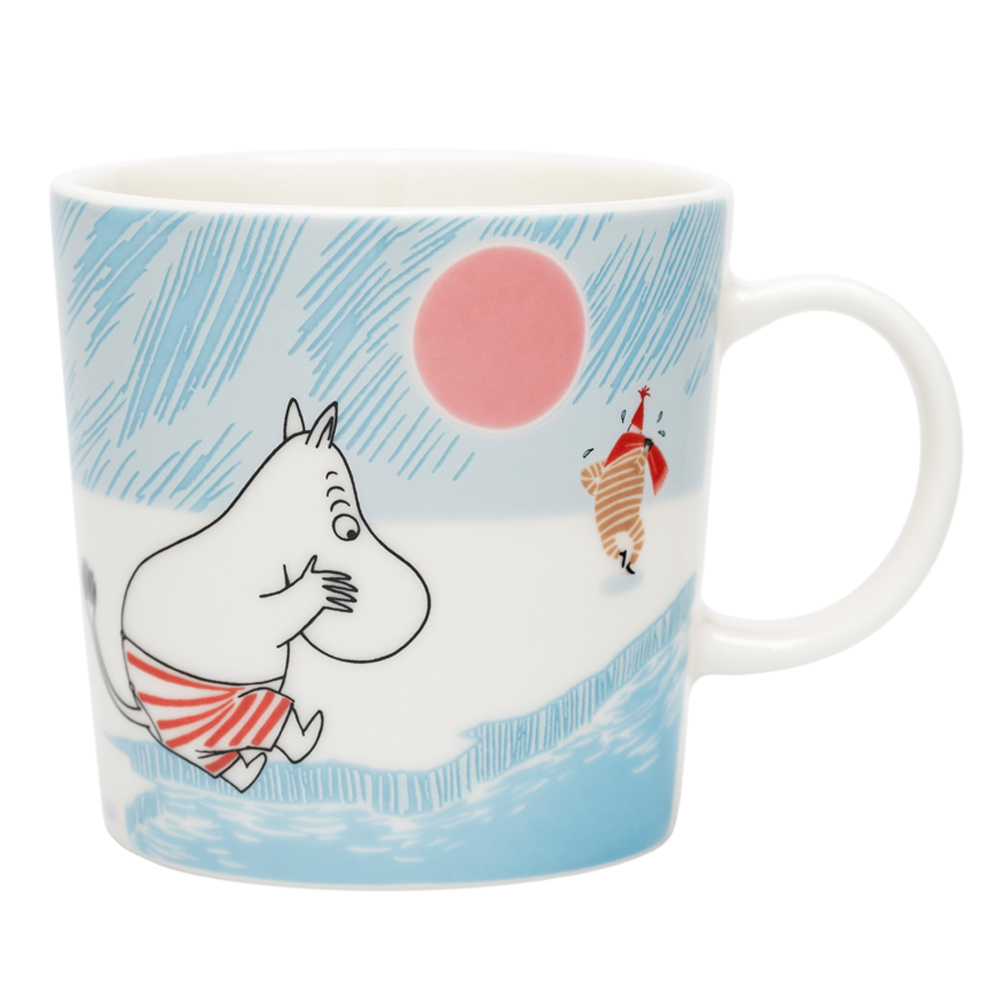 【2025年10月2日発売】ムーミン マグカップ(ムーミンウインター 2025 アイス スイミング) 300cc オーブン 電子レンジ 食洗機対応 (ARB801-1079656)