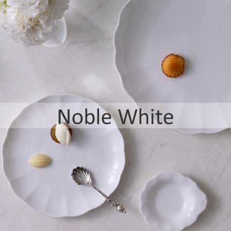 ノーブルホワイト